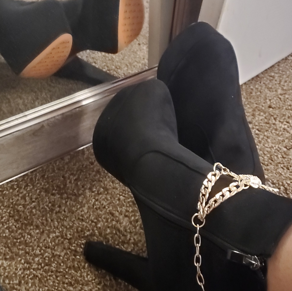 Chunky Ankle Boots - Picture 5 of 7
